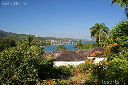 Round Hill Hotel & Villas 20